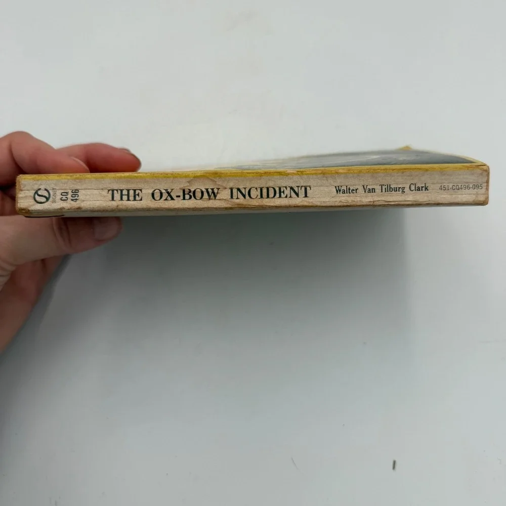 The Ox-Bow Incident Walter Van Tilburg Clark Signet Classic Vintage Paperback